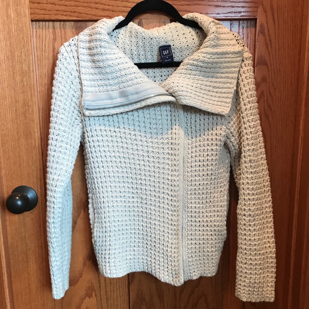 Oatmeal large knit sweater